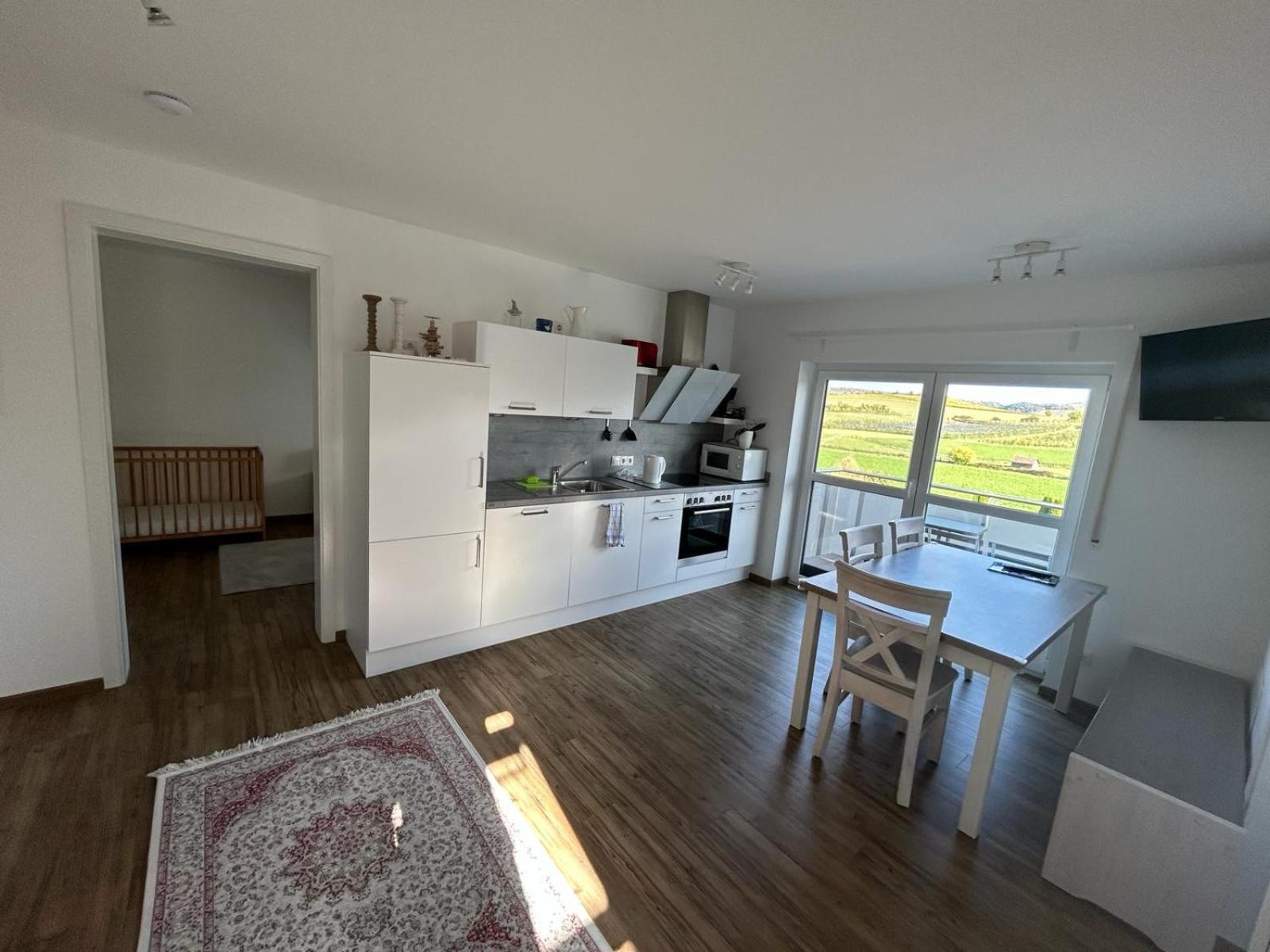 3 Zimmer Neubauwohnung In Der Schwaebischen Toskana Löwenstein Exterior foto