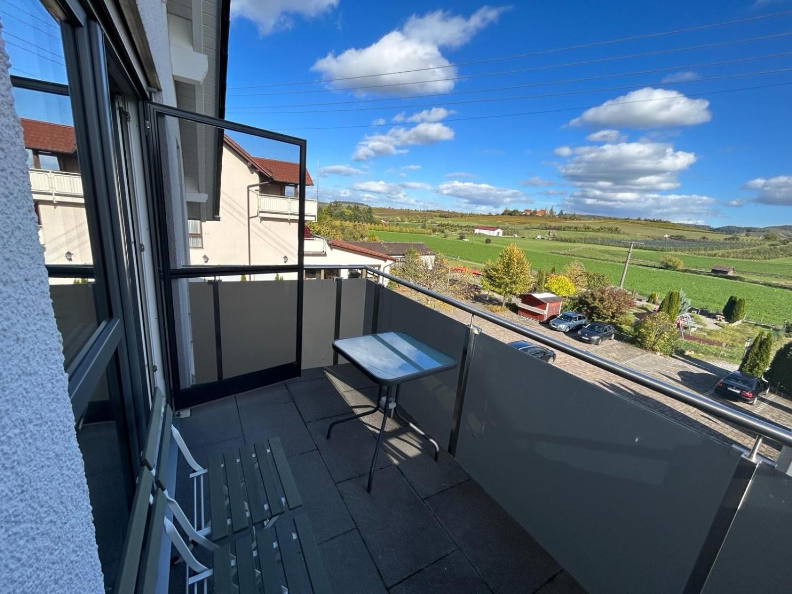 3 Zimmer Neubauwohnung In Der Schwaebischen Toskana Löwenstein Exterior foto
