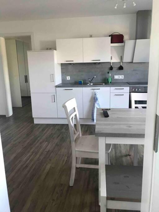 3 Zimmer Neubauwohnung In Der Schwaebischen Toskana Löwenstein Exterior foto
